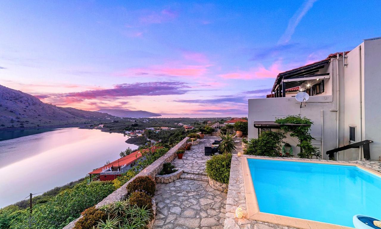 Du Lac Villas Kournás Exterior foto